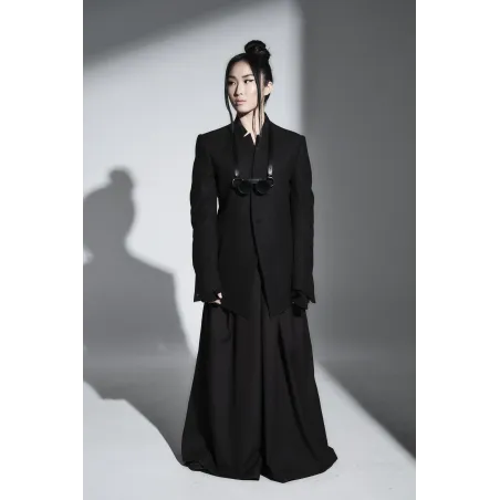 ADDOR Black Leather Necklace Glasses Holder